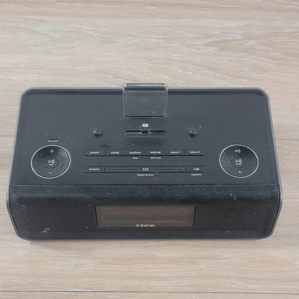 iHome iDL43 FM Clock Radio Dual Alarm Speaker Dock iPhone iPod No Cord Tested